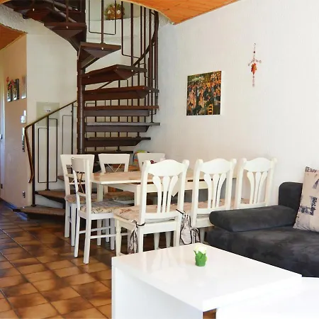 Holiday In Gr Nebach With Terrace Tatil Evi *